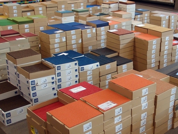 Pick Bodenbeläge - günstige und hochwertige Teppichfliesen